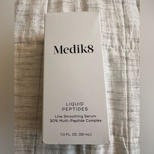 Medik8 Liquid Peptides Serum NWB